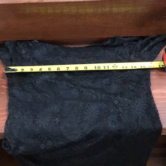 Paraella Lace Mini Dress - Picture 5 of 7